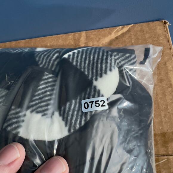 Fleece Full Zip Jacket Talbots Woman's L Zipper Pockets Quilted Elbow Patches - Picture 12 of 12